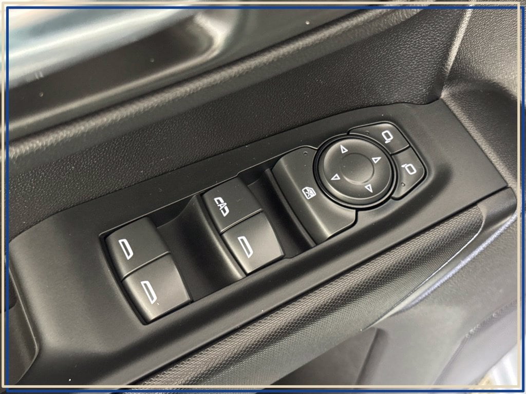 2024 Chevrolet Silverado 1500 Custom - Photo 32