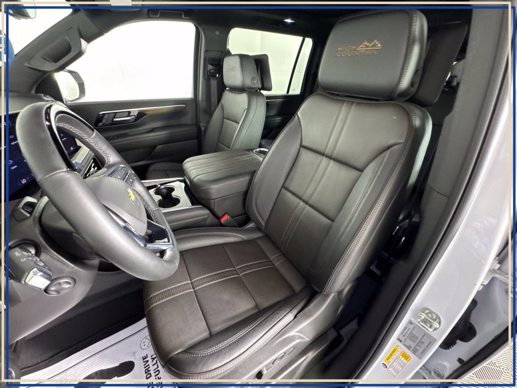 2026 Chevrolet Suburban High Country - Photo 38