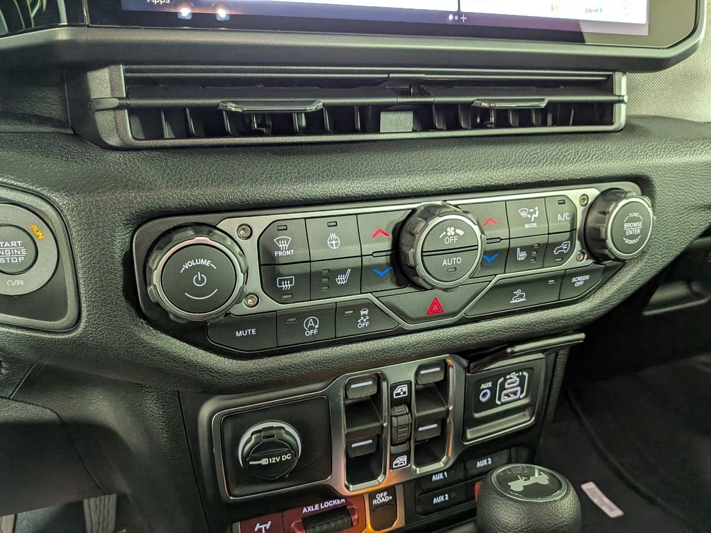 2026 Jeep Wrangler 4-Door Willys - Photo 24