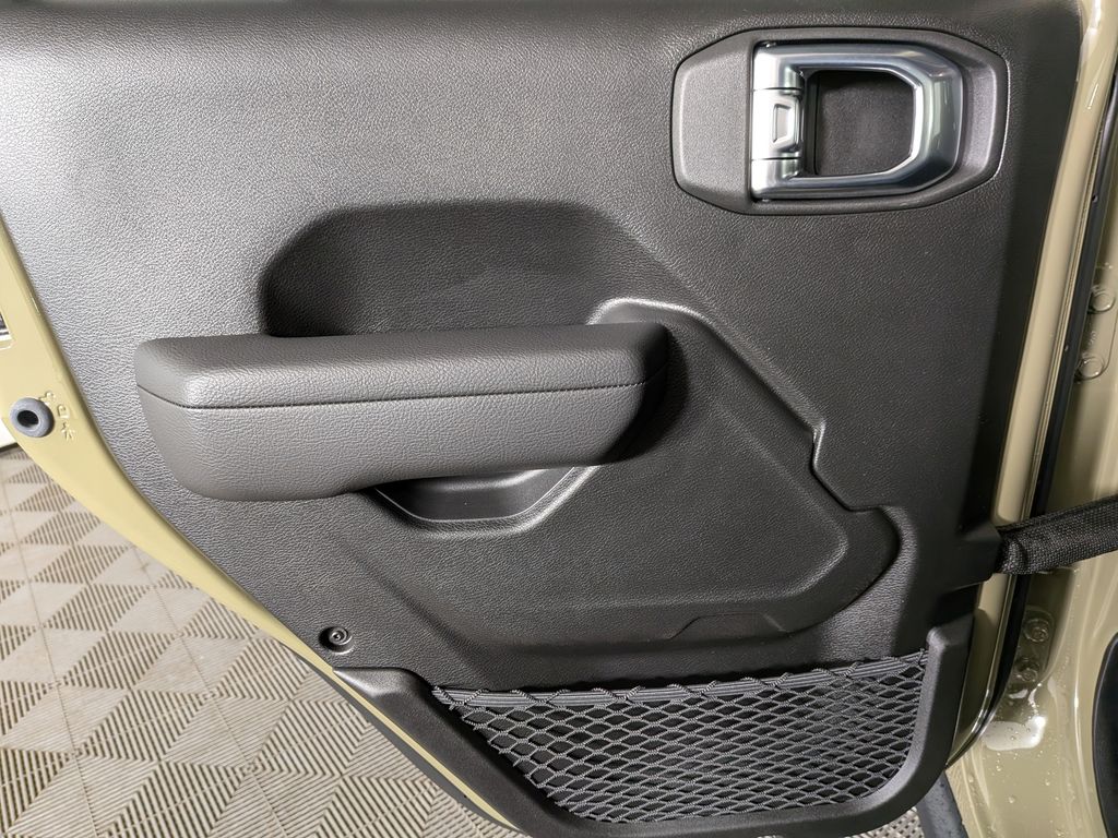 2026 Jeep Wrangler 4-Door Willys - Photo 30