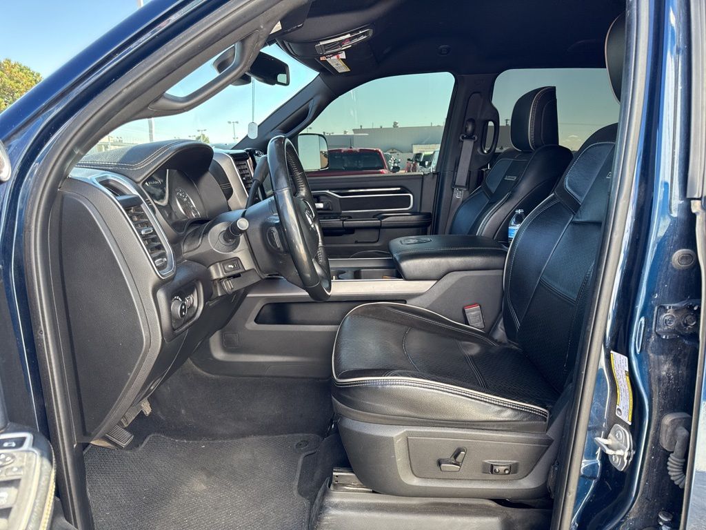 2022 Ram 2500 Laramie photo 2