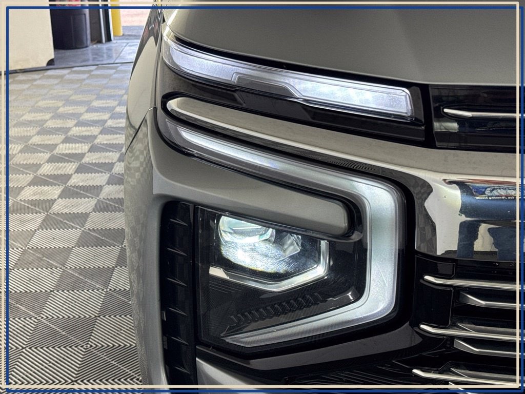 2025 Chevrolet Suburban Premier - Photo 44