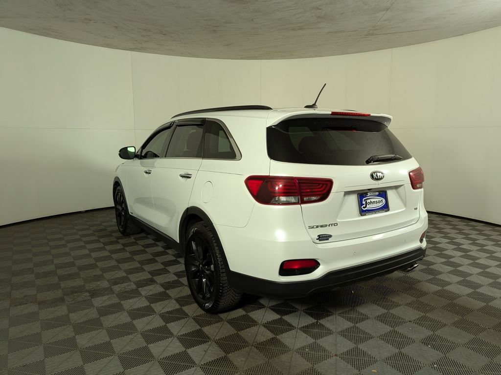 2020 Kia Sorento LX S photo 4