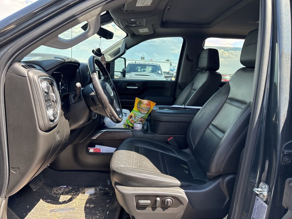 2022 Gmc Sierra 2500 HD Denali photo 2