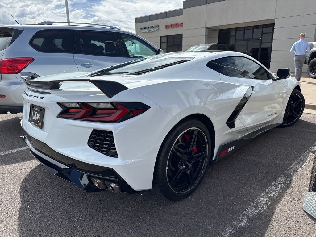 2021 Chevrolet Corvette Stingray 3LT photo 3