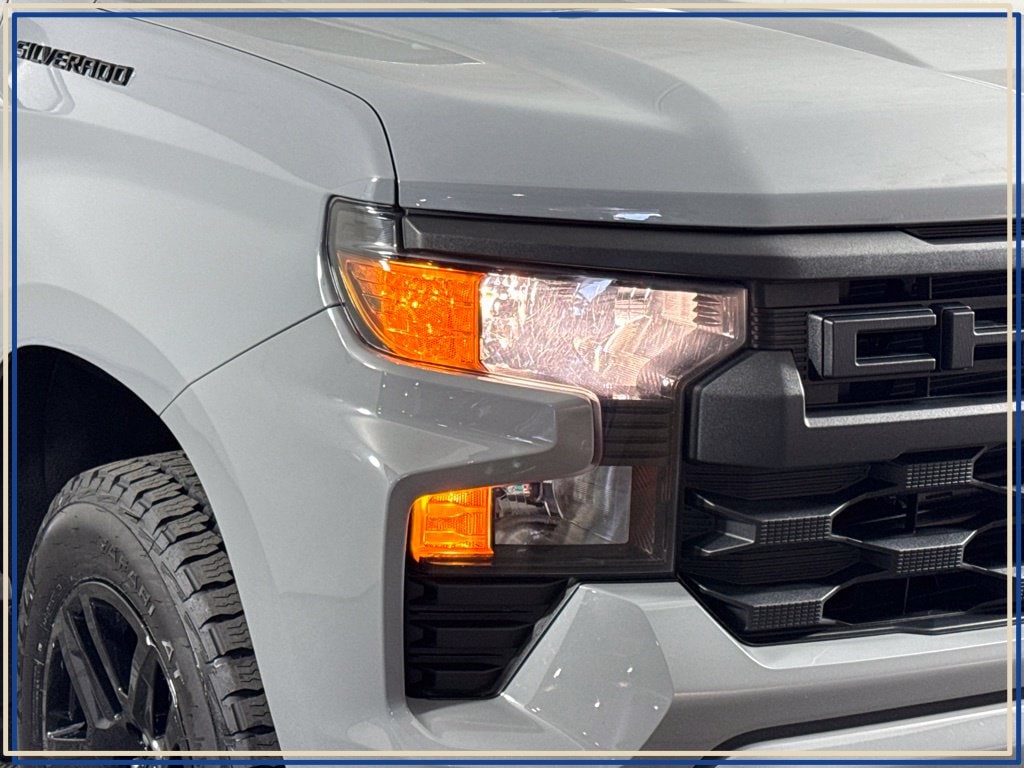 2024 Chevrolet Silverado 1500 Custom - Photo 6