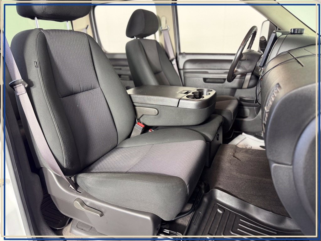 2013 Chevrolet Silverado 2500HD LT - Photo 35
