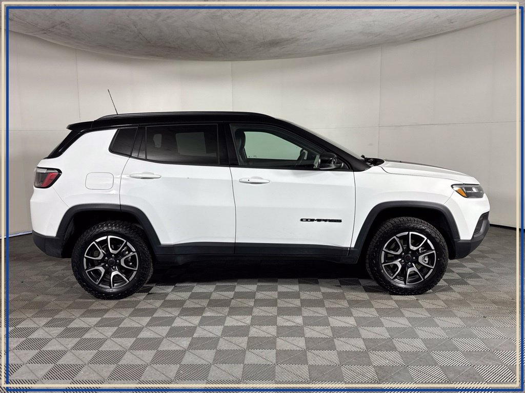 2025 Jeep Compass Trailhawk - Photo 8