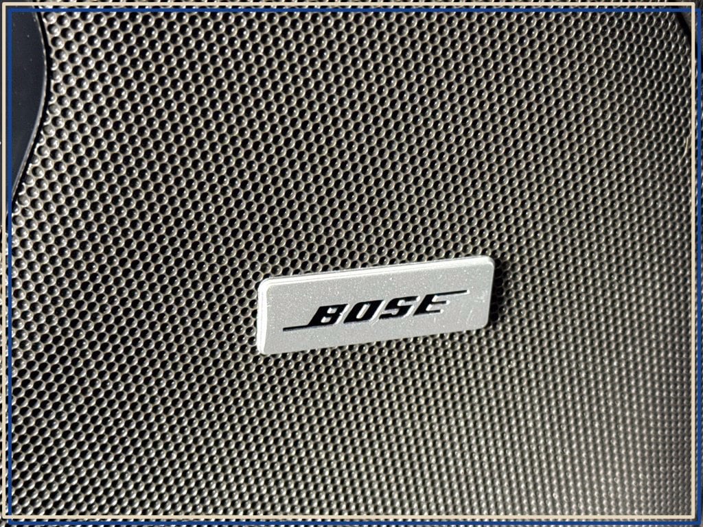 2025 Chevrolet Suburban Premier - Photo 27
