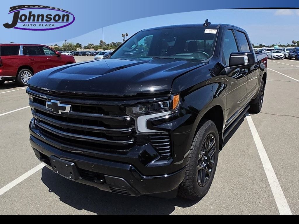 2025 Chevrolet Silverado 1500 High Country 4X4 Crew Cab Short Box's photo