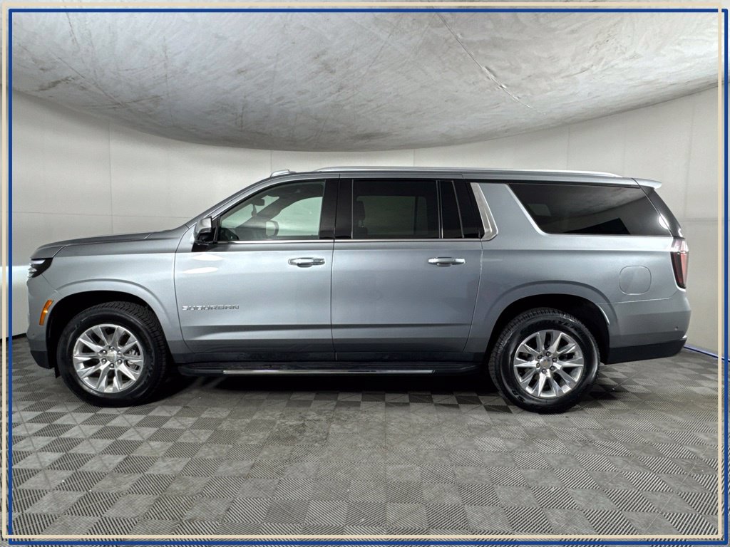 2025 Chevrolet Suburban Premier - Photo 9