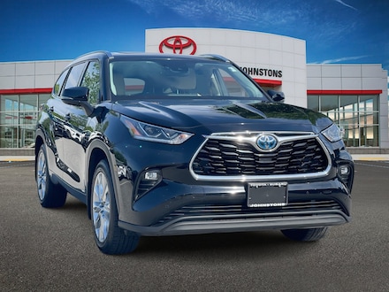 2021 Toyota Highlander Hybrid Limited SUV