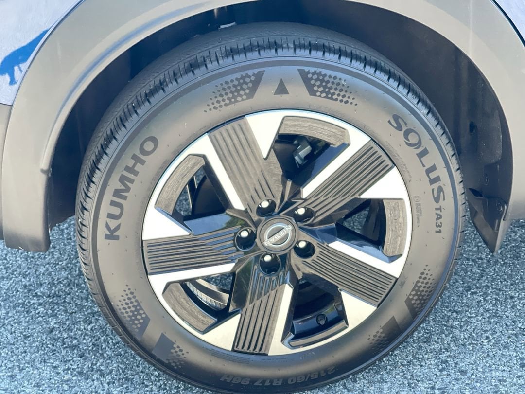2025 Nissan Kicks SV AWD - Photo 16