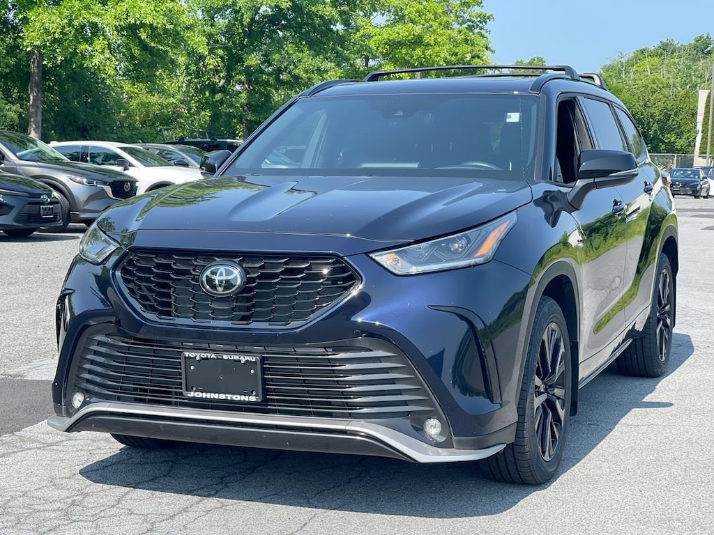 Used 2023 Toyota Highlander XSE SUV
