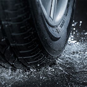 what different tire options are available at Johnstons Toyota in New Hampton