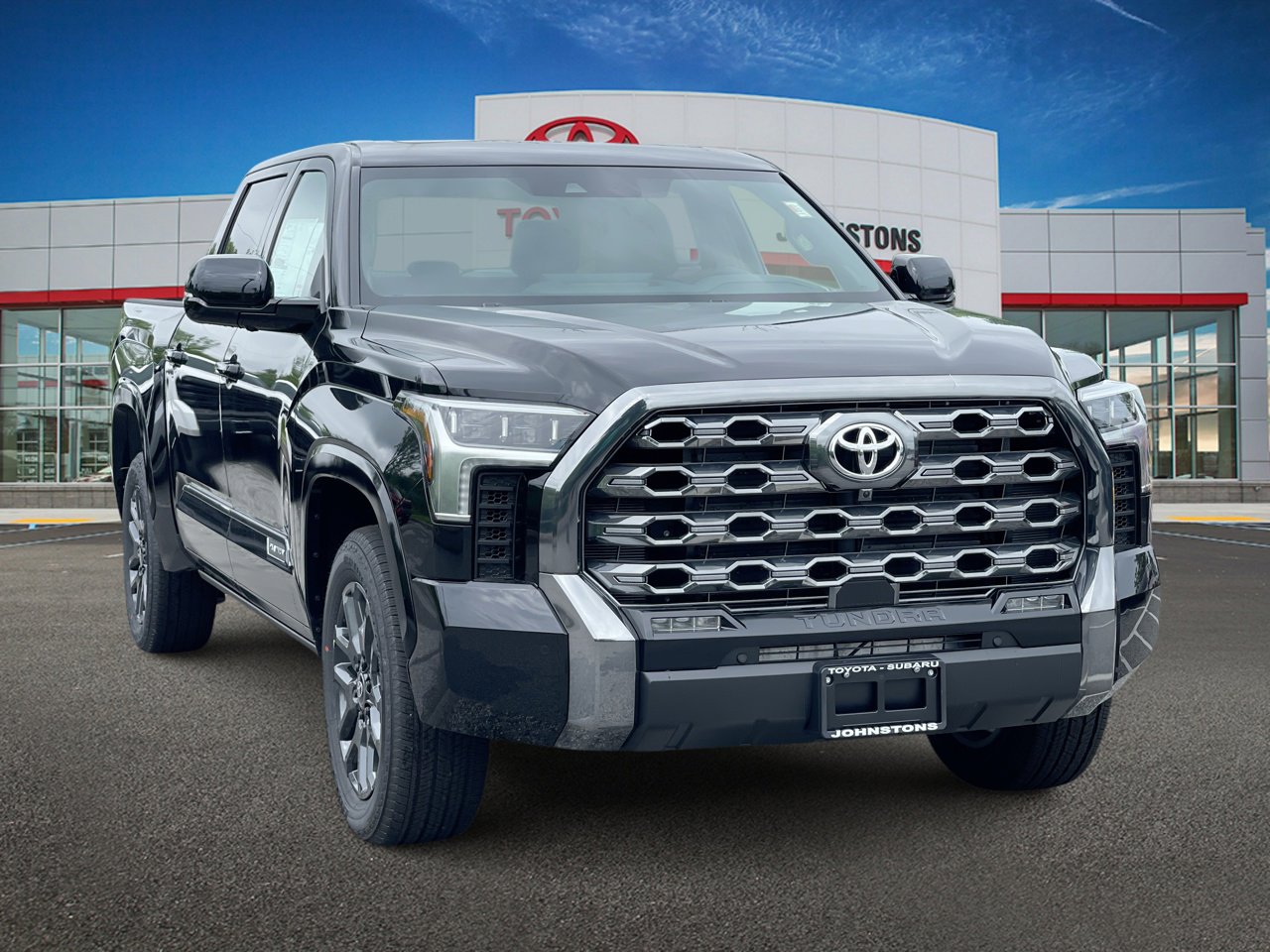 2025 Toyota Tundra PLATINUM CREWMAX 5.5 