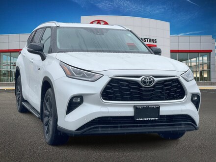 2026 Toyota Highlander Limited SUV