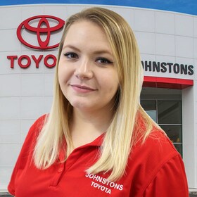 Staff member Danielle Centeno from ID_27a8a7