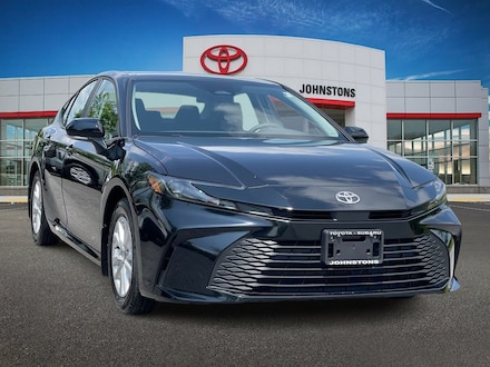 2025 Toyota Camry LE Sedan