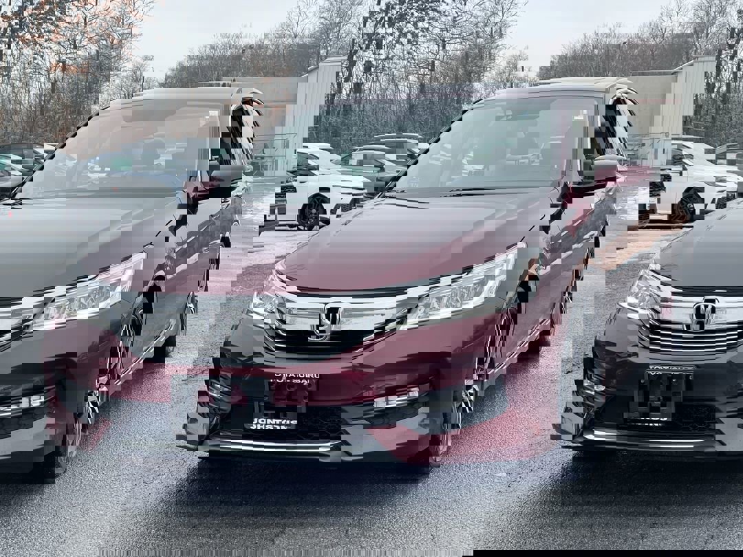 Used 2016 Honda Accord Touring with VIN 1HGCR3F91GA024453 for sale in New Hampton, NY