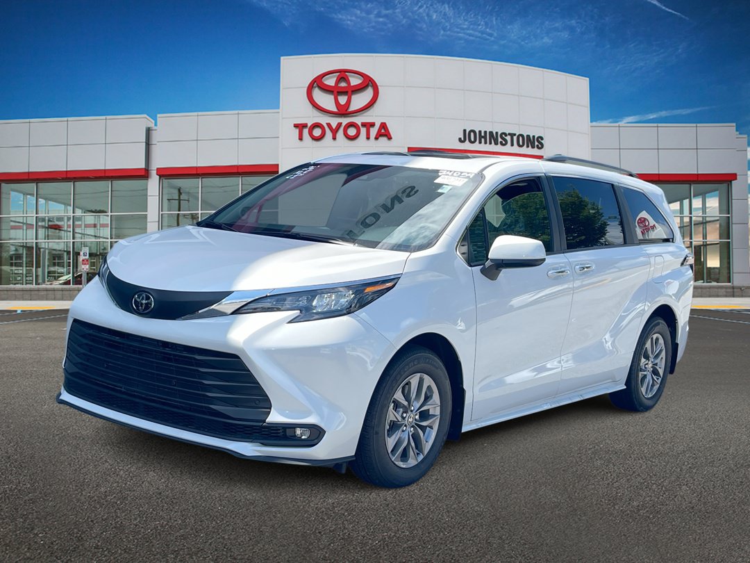 2026 Toyota Sienna XLE