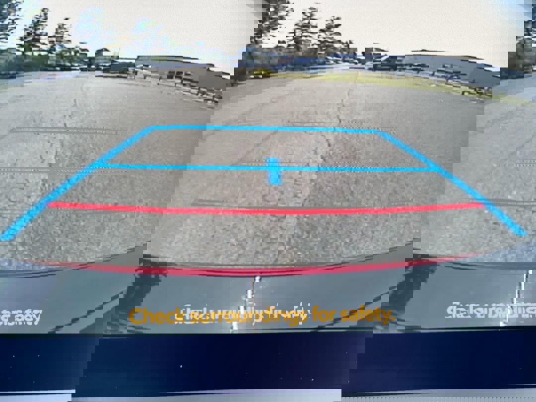 2024 Toyota Prius Prime SE - Photo 6