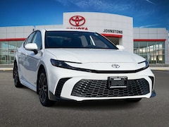 2025 Toyota Camry SE Sedan