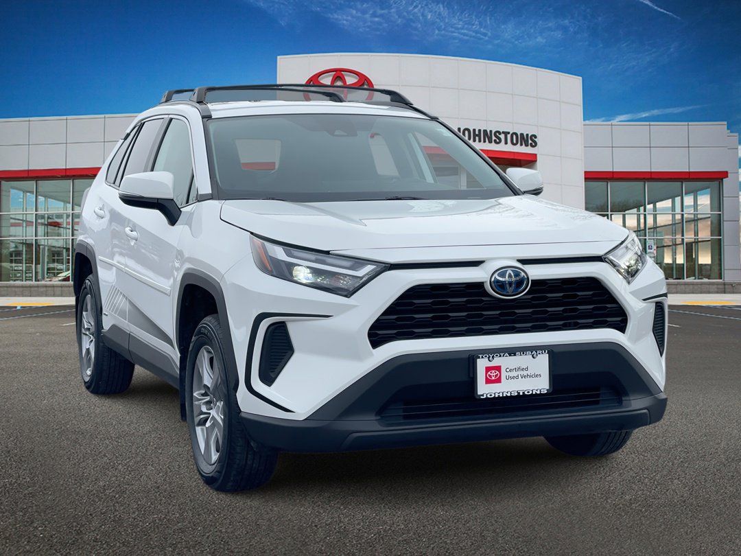 2022 Toyota RAV4 XLE's photo