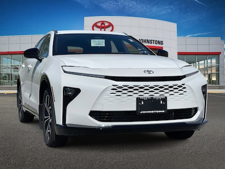 2025 Toyota Crown Signia XLE XLE