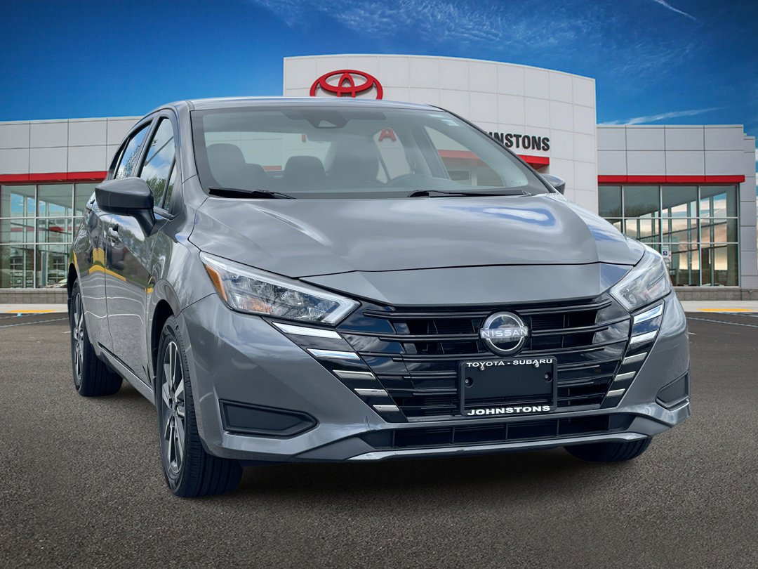 2025 Nissan Versa 1.6 SV CVT's photo