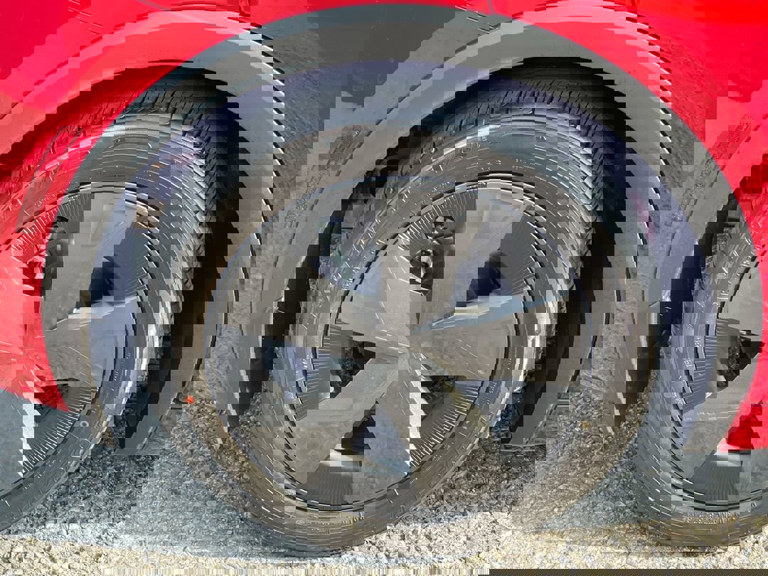 2024 Toyota Prius Prime SE - Photo 16