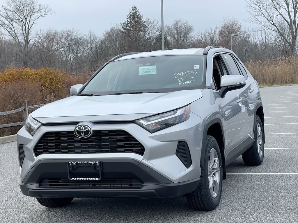 New 2025 Toyota RAV4 Hybrid XLE XLE AWD SUV