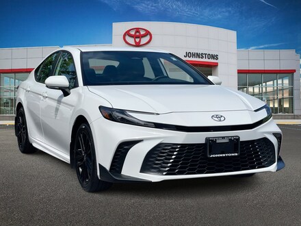 2026 Toyota Camry SE Sedan