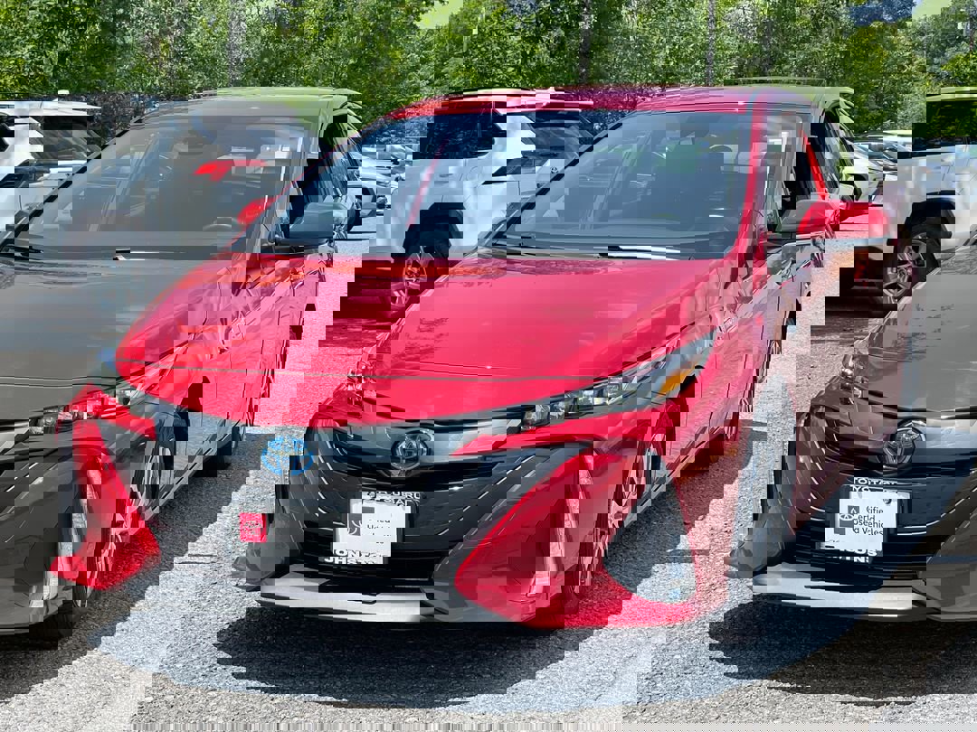Certified 2022 Toyota Prius Prime LE with VIN JTDKAMFP6N3204129 for sale in New Hampton, NY