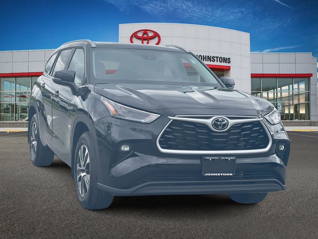 Used 2026 Toyota Highlander XLE SUV