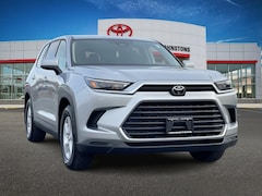 2025 Toyota Grand Highlander LE SUV