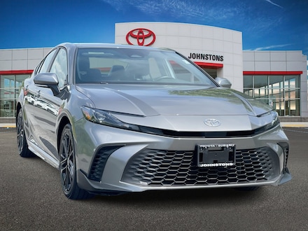 2025 Toyota Camry SE Sedan