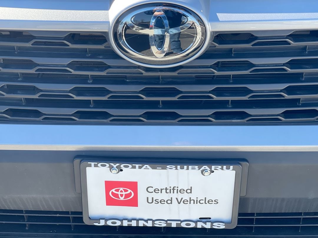 2025 Toyota RAV4 LE - Photo 15