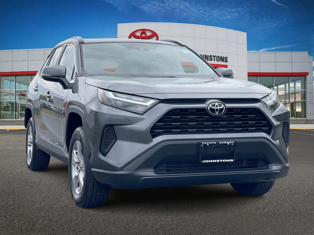 Used 2025 Toyota RAV4 XLE SUV