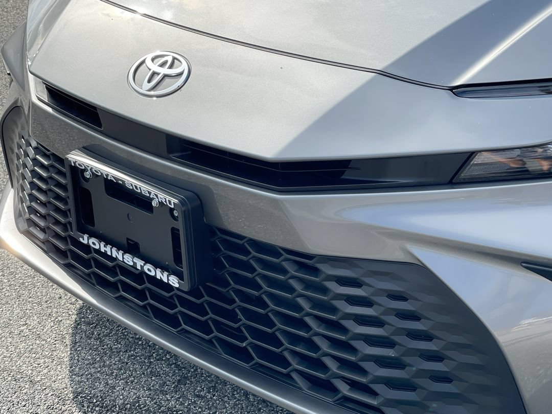 2026 Toyota Camry SE - Photo 19