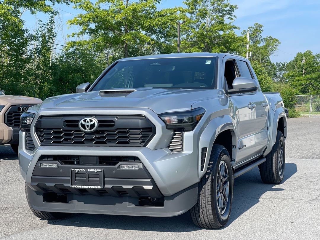 Used 2024 Toyota Tacoma TRD Sport with VIN 3TYLB5JN6RT030987 for sale in New Hampton, NY