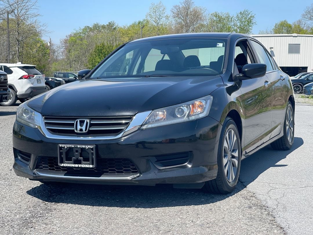 Used 2015 Honda Accord LX with VIN 1HGCR2F33FA222911 for sale in New Hampton, NY