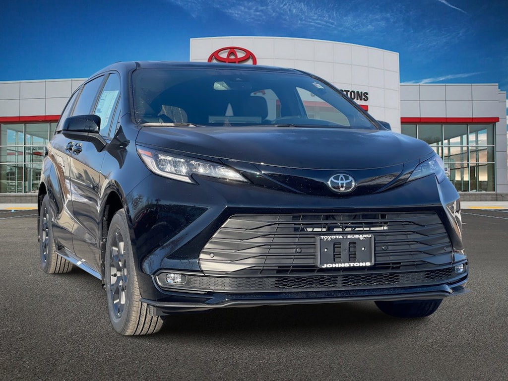 New 2026 Toyota Sienna Woodland Edition WOODLAND EDITION