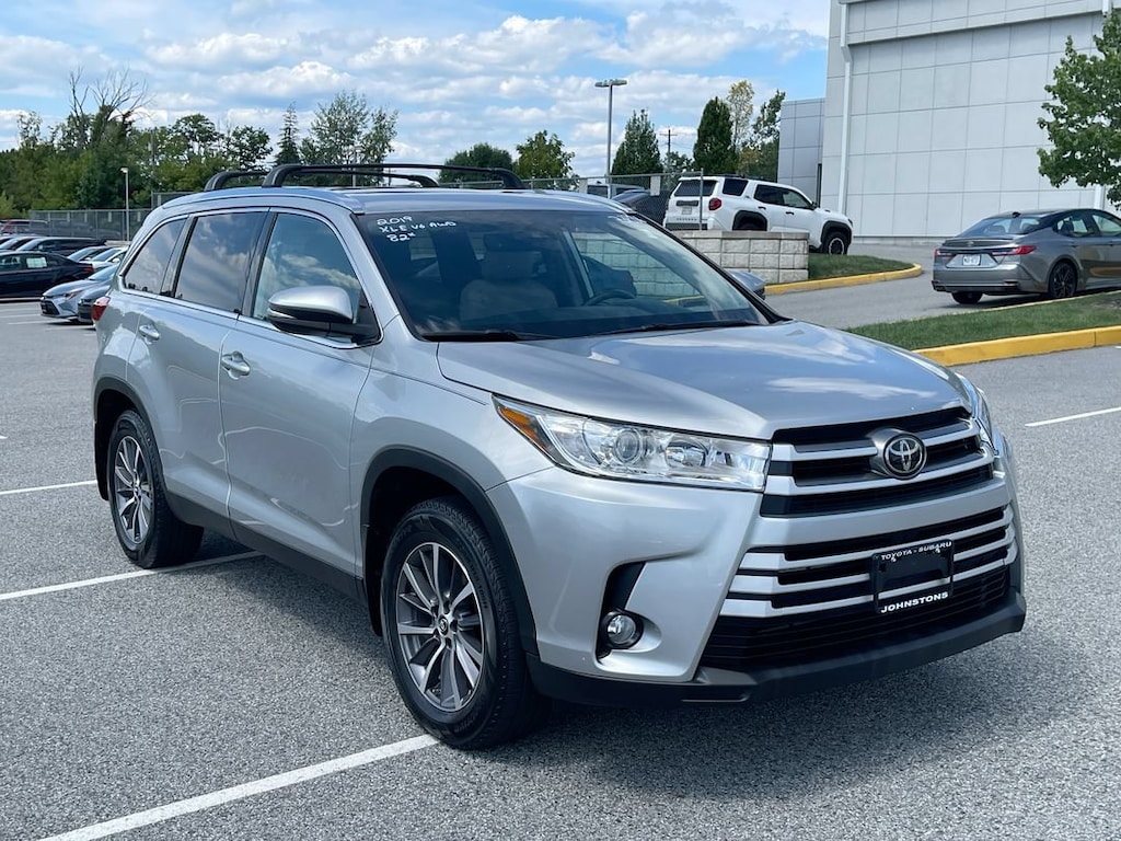Certified 2019 Toyota Highlander XLE V6 SUV