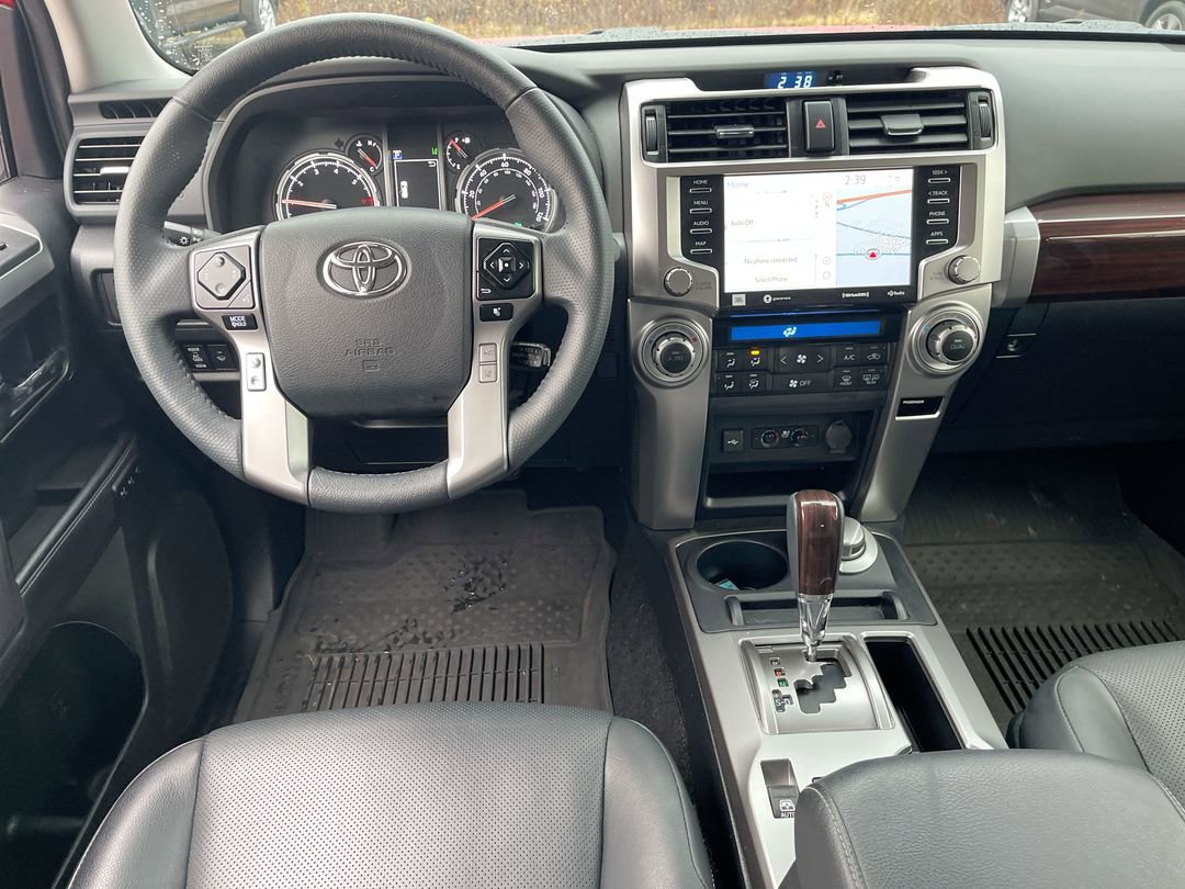 2022 Toyota 4Runner Limited - Photo 10