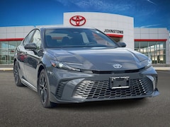 2025 Toyota Camry SE Sedan