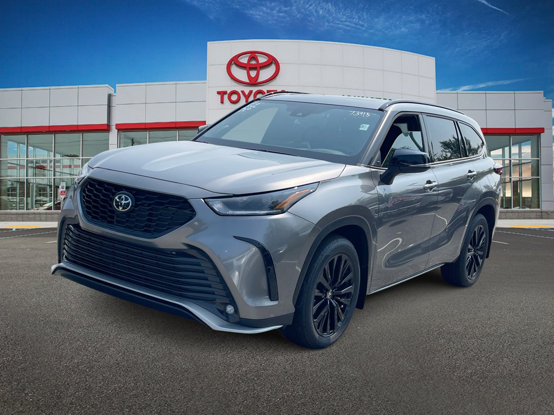 2026 Toyota Highlander SUV 