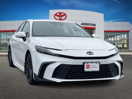2025 Toyota Camry SE Sedan