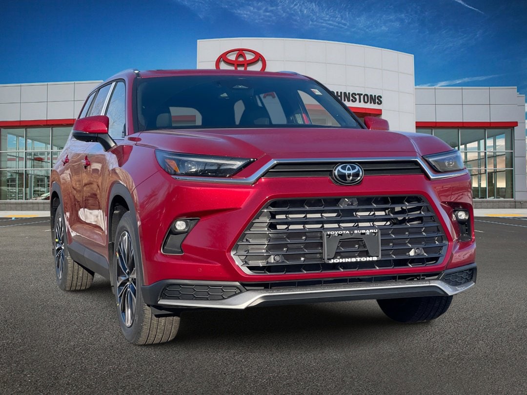 2026 Toyota Grand Highlander Platinum's photo