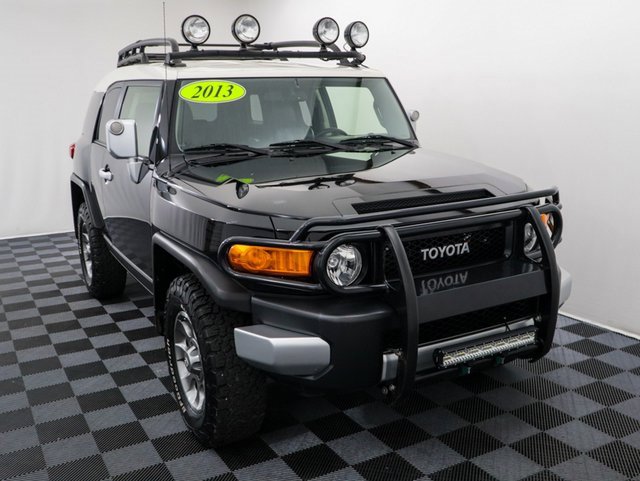 Used 2013 Toyota FJ Cruiser Base with VIN JTEBU4BF2DK149392 for sale in Bay City, MI